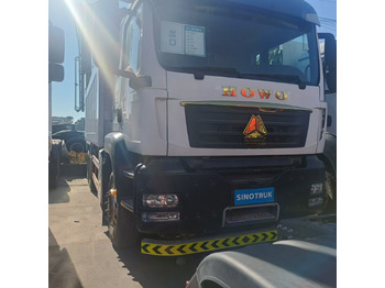 Camion SINOTRUK HOWO