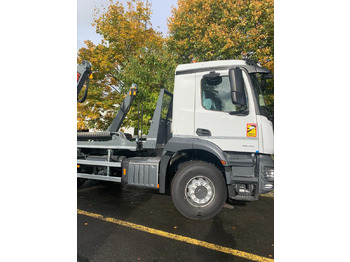 Camion multibenne MERCEDES-BENZ Actros 1835