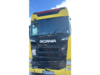 Tracteur routier SCANIA R 460