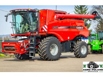Moissonneuse-batteuse CASE IH