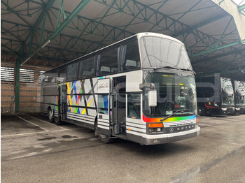 Bus à impériale SETRA