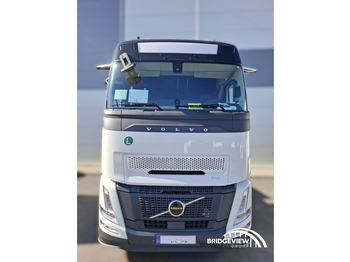 Crédit-bail Volvo FH 500 Volvo FH 500: photos 3 Crédit-bail Volvo FH 500 Volvo FH 500: photos 3