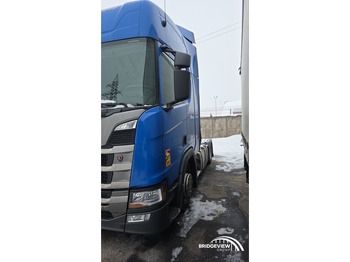 Tracteur routier SCANIA R 450