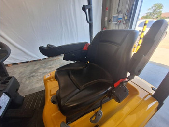 Chariot élévateur électrique Yale ERP 20 VT: photos 5 Chariot élévateur électrique Yale ERP 20 VT: photos 5