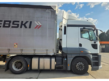 Tracteur routier Ford CARGO: photos 5 Tracteur routier Ford CARGO: photos 5