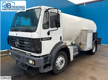 Camion citerne MERCEDES-BENZ