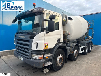 Camion malaxeur SCANIA P