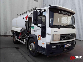 Camion citerne VOLVO FL6 220