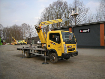 Camion avec nacelle RENAULT Maxity