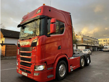 Tracteur routier SCANIA S 580