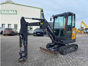 Mini pelle VOLVO EC20E
