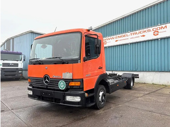 Châssis cabine MERCEDES-BENZ Atego 823