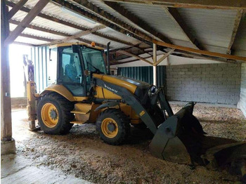 Tractopelle VOLVO BL61