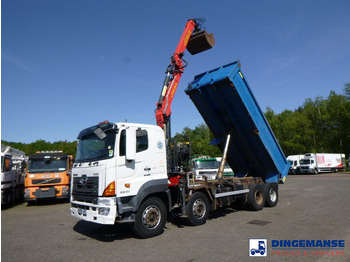 Camion grue HINO