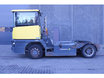 Tracteur portuaire MOL