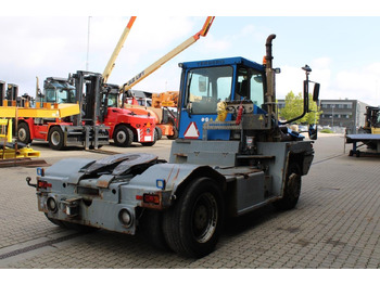 Tracteur portuaire Terberg RT222: photos 3 Tracteur portuaire Terberg RT222: photos 3