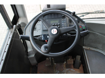 Tracteur portuaire Terberg RT222: photos 4 Tracteur portuaire Terberg RT222: photos 4