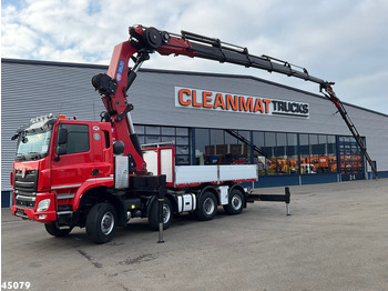 Camion grue TATRA