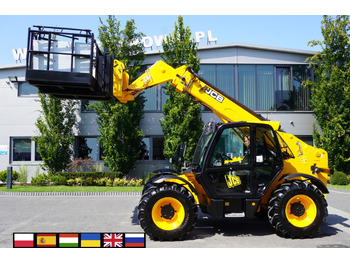 Chargeuse sur pneus télescopique JCB