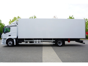 Camion frigorifique MERCEDES-BENZ Actros 1824 / Refrigerator 22 EPAL / Carrier Supra 850 / Sleeping cabin: photos 2 Camion frigorifique MERCEDES-BENZ Actros 1824 / Refrigerator 22 EPAL / Carrier Supra 850 / Sleeping cabin: photos 2