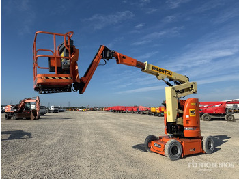 Nacelle articulée JLG
