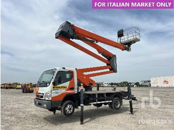 Camion avec nacelle MITSUBISHI
