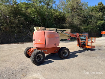 Nacelle articulée JLG