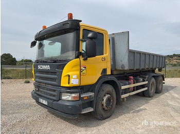 Camion ampliroll SCANIA P 380