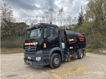 Balayeuse de voirie MERCEDES-BENZ Arocs
