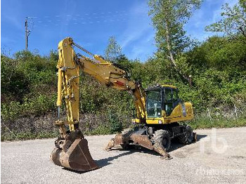 Pelle sur pneus KOMATSU PW180