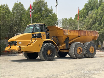 Tombereau articulé CATERPILLAR 740