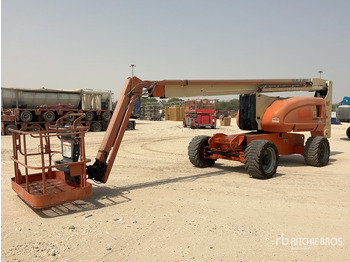 Nacelle articulée JLG