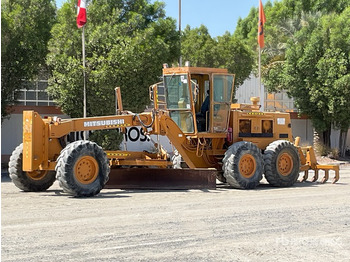 Niveleuse MITSUBISHI