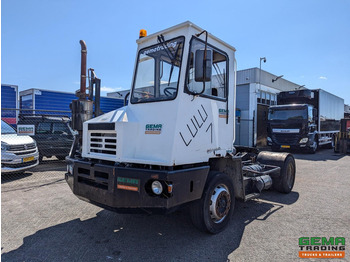 Tracteur portuaire TERBERG