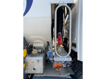 Camion citerne SCANIA P410: photos 2 Camion citerne SCANIA P410: photos 2