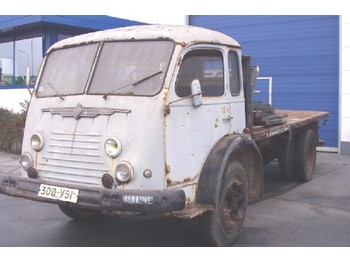 Camion plateau Renault oldtimer: photos 1