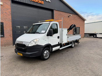 Fourgon plateau IVECO