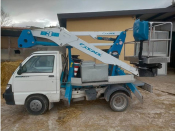 Camion avec nacelle SOCAGE