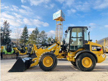 Chargeuse sur pneus CATERPILLAR 908M