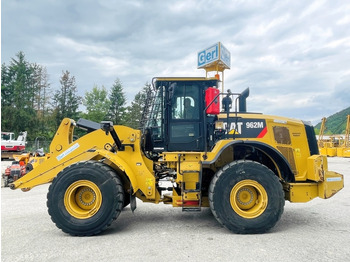 Chargeuse sur pneus CATERPILLAR 962M