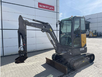 Mini pelle VOLVO ECR25