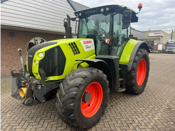 Tracteur agricole CLAAS Arion 610