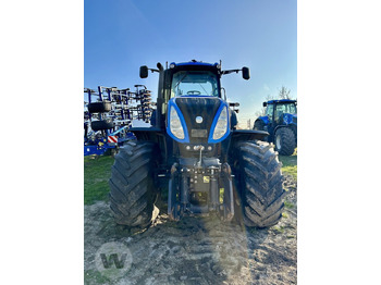 Tracteur agricole New Holland T 8.360: photos 3 Tracteur agricole New Holland T 8.360: photos 3