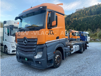 Camion porte-conteneur/ Caisse mobile MERCEDES-BENZ