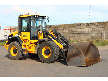 Chargeuse JCB 417
