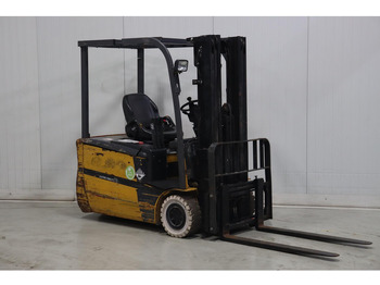 Chariot élévateur électrique TCM