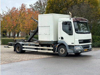 Camion ampliroll DAF LF 45 180