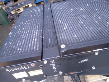 Radiateur d'huile BOMAG