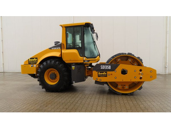 Compacteur à pieds de mouton/ Monocylindre VOLVO SD135B