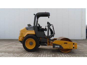 Compacteur à pieds de mouton/ Monocylindre VOLVO SD45B